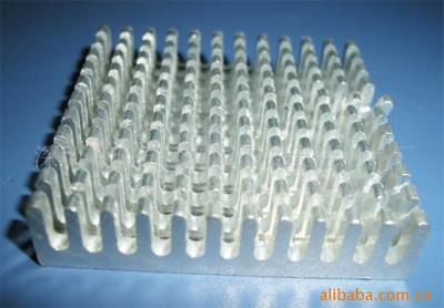 厂家供应CPU剖槽IC散热片/小功率集成IC散热器